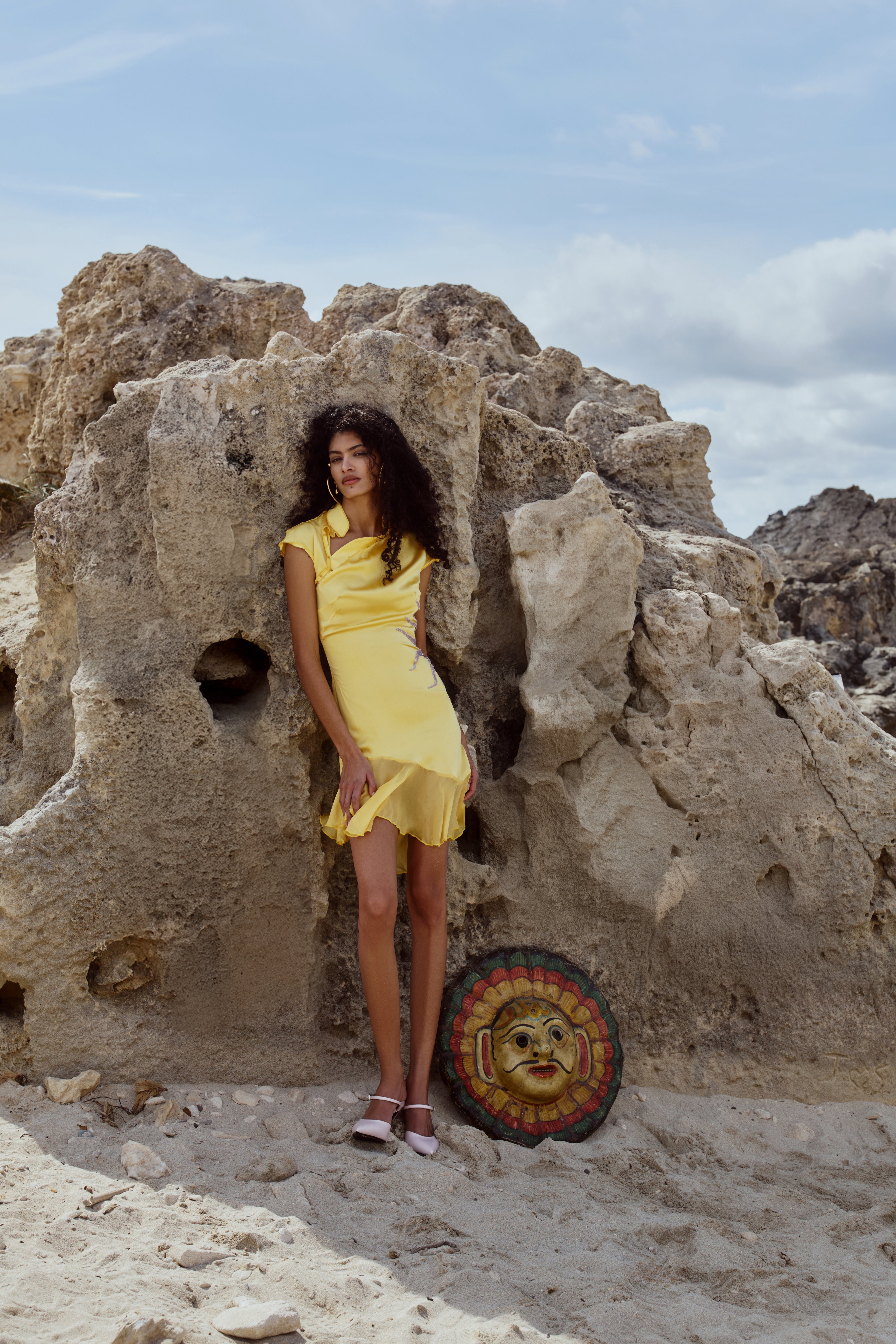 THE SUNDRESS IN YELLOW