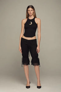 Mid-rise modal capri pants in black