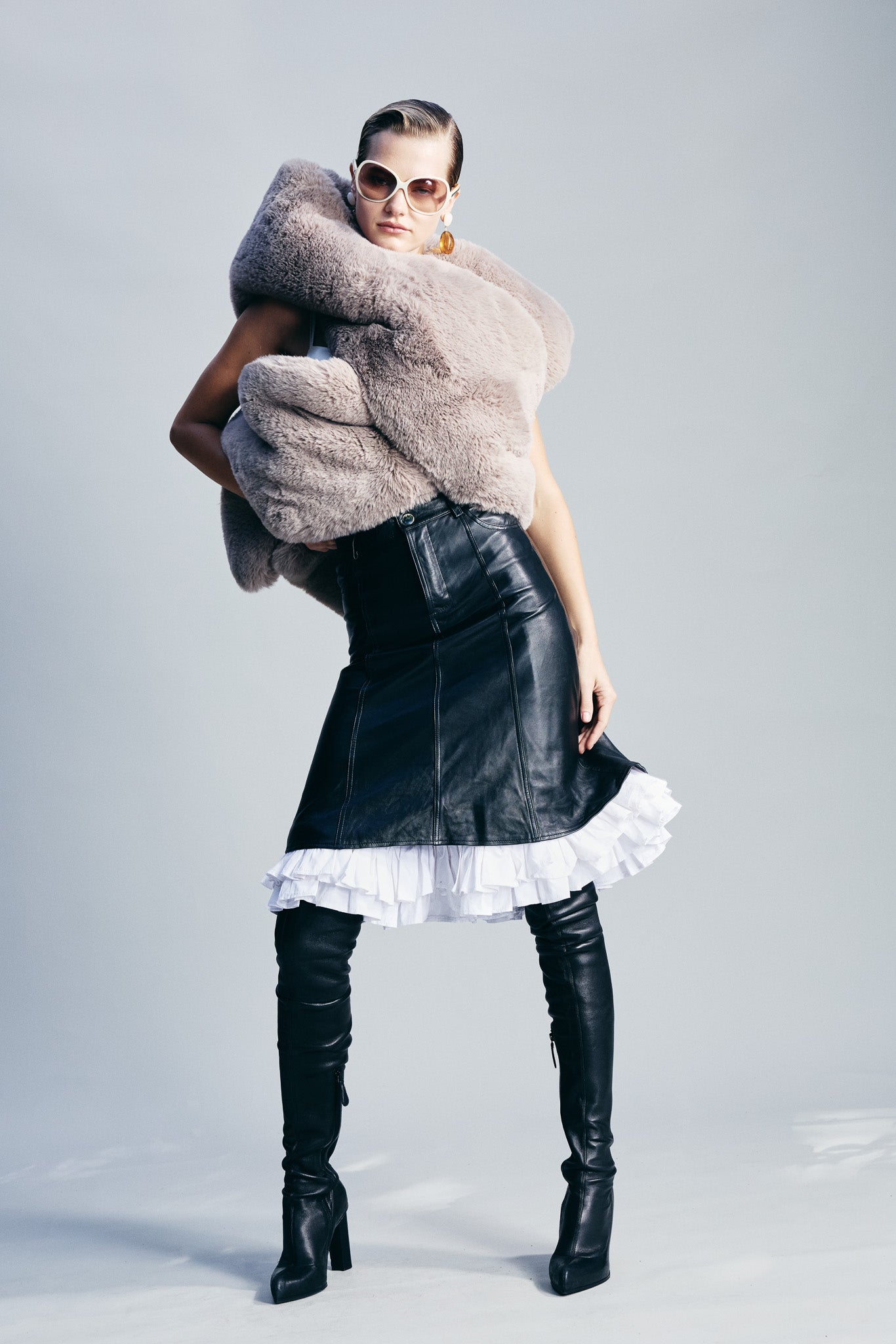 NOIR SKIRT